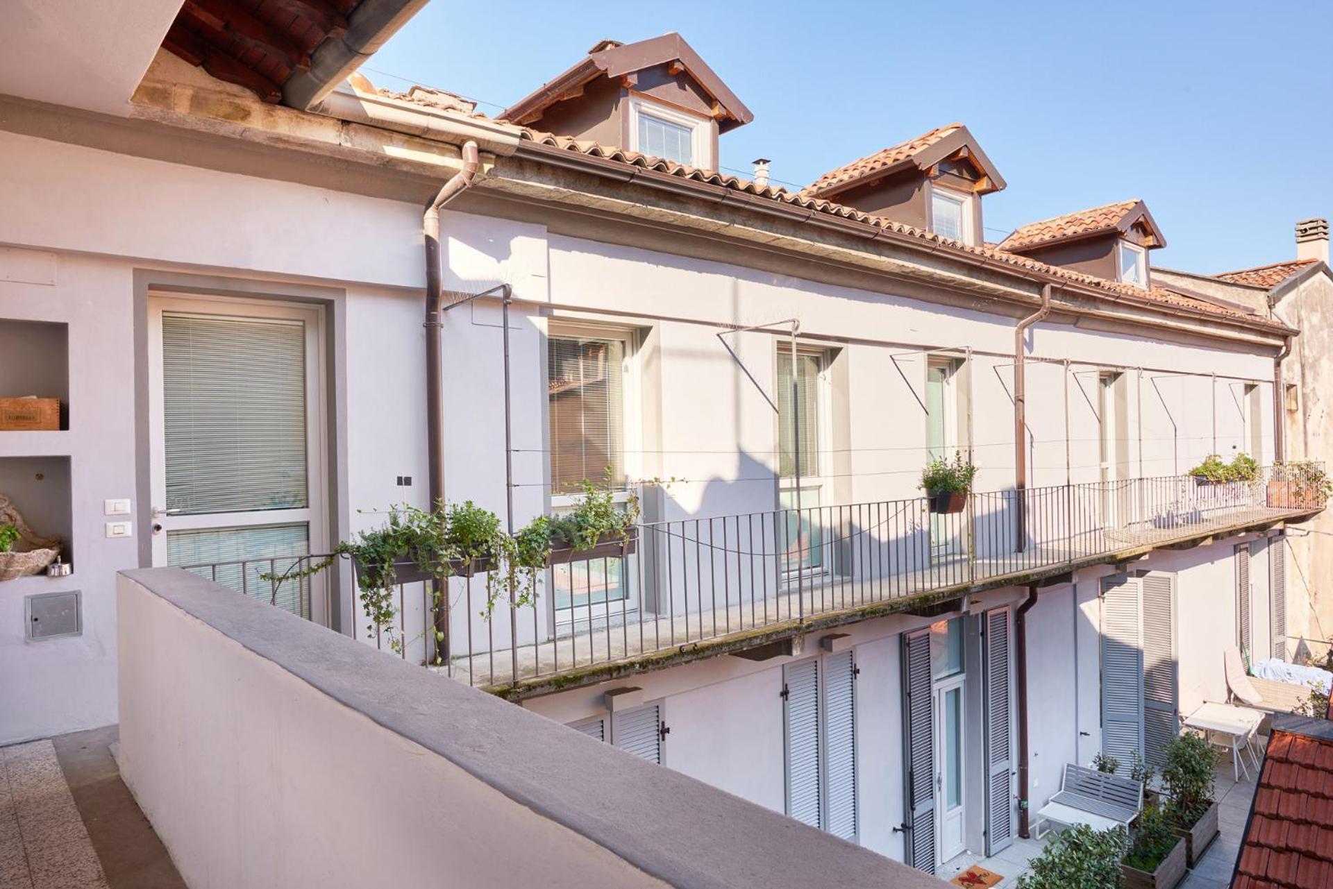 22 Lake Sweet Home Como Luaran gambar